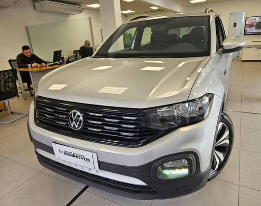 VOLKSWAGEN T-CROSS 1.0 200 TSI TOTAL FLEX COMFORTLINE AUTOMÁTICO VOLKSWAGEN T-CROSS 1.0 200 TSI TOTAL FLEX COMFORTLINE AUTOMÁTICO